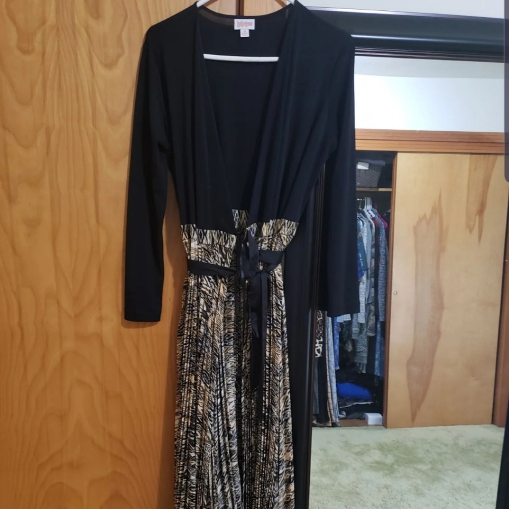 Lularoe DeAnne Wrap Dress